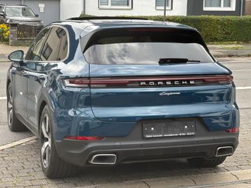 Porsche Cayenne - 6