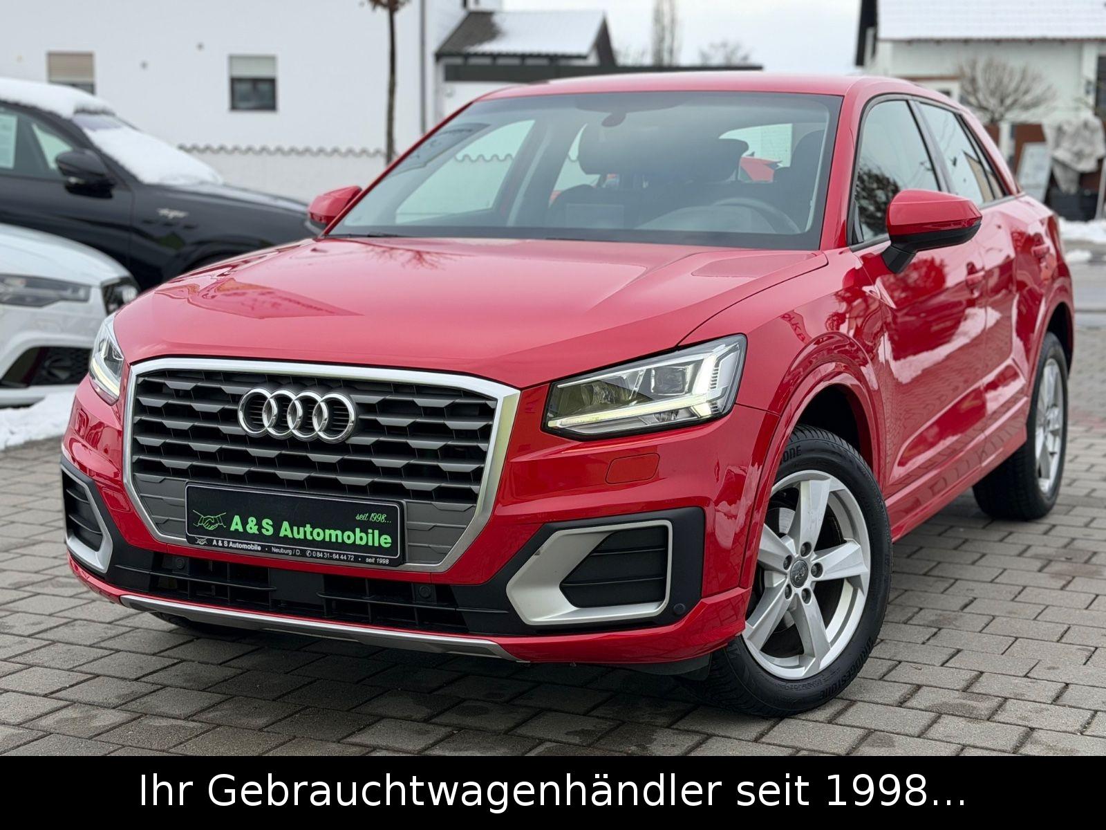 Audi Q2 35 TFSI sport * AHK/LED/SHZ/PDC *