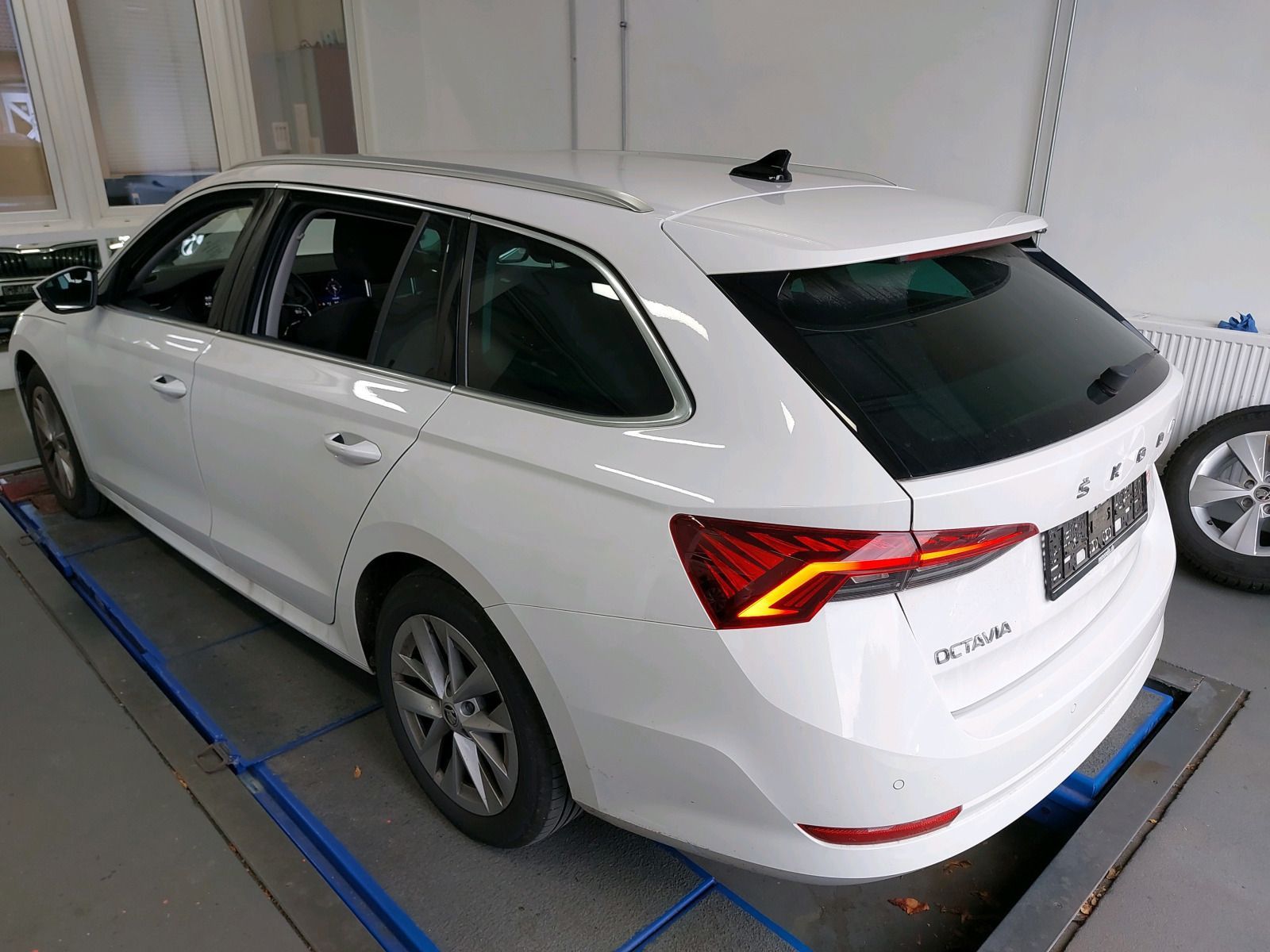 Skoda Octavia - Bild 3