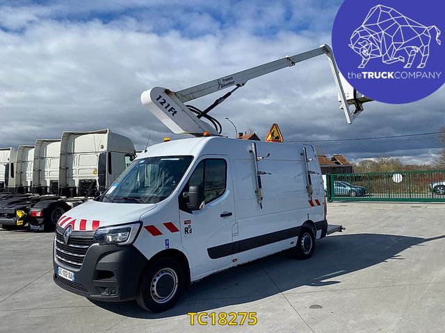 Renault Master 145