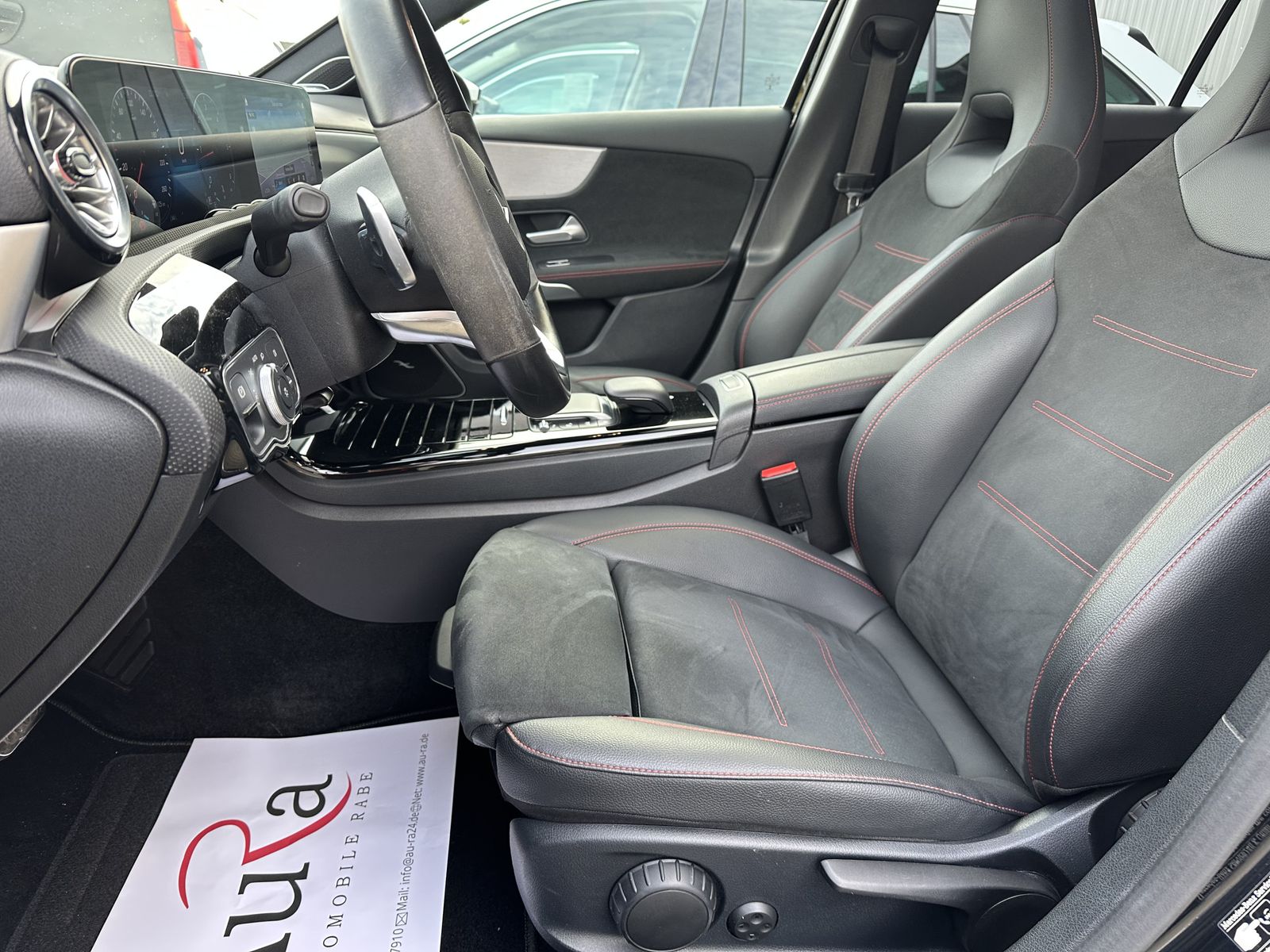 Fahrzeugabbildung Mercedes-Benz A 220d 4Matic AMG-Line NAV+LED+PANO+KAMERA+18ZO