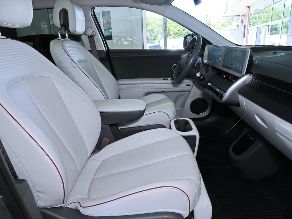 Fahrzeugabbildung Hyundai IONIQ 5 UNIQ ELEKTRO SHZ LHZ PANO NAVI KAMERA