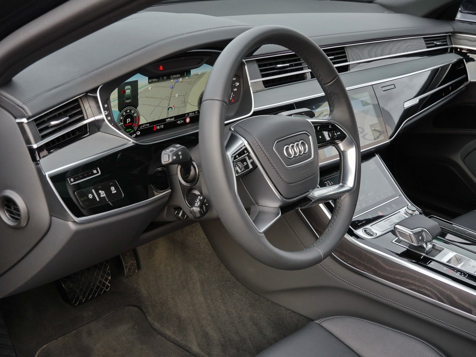 Audi A8 - Bild 21