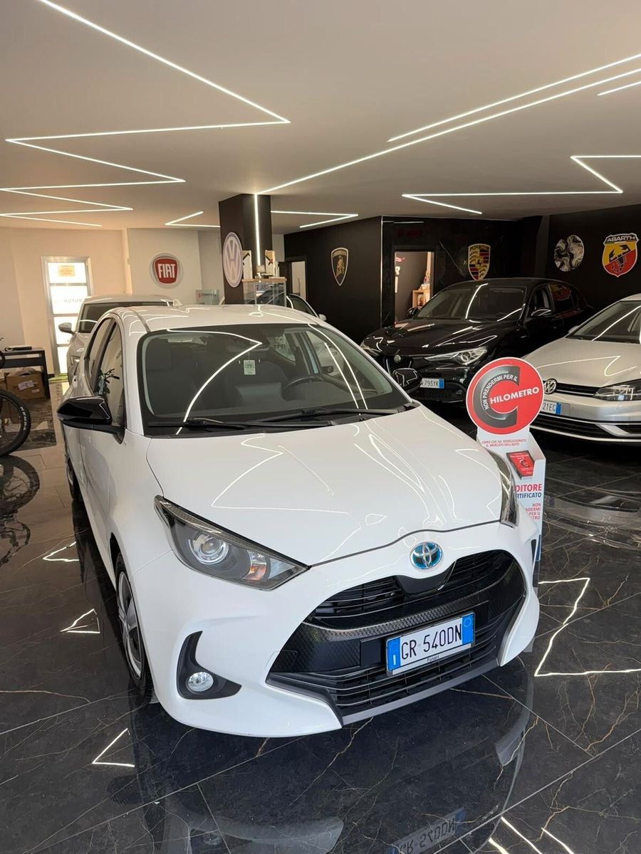 Toyota Yaris HYBRID imagem 2