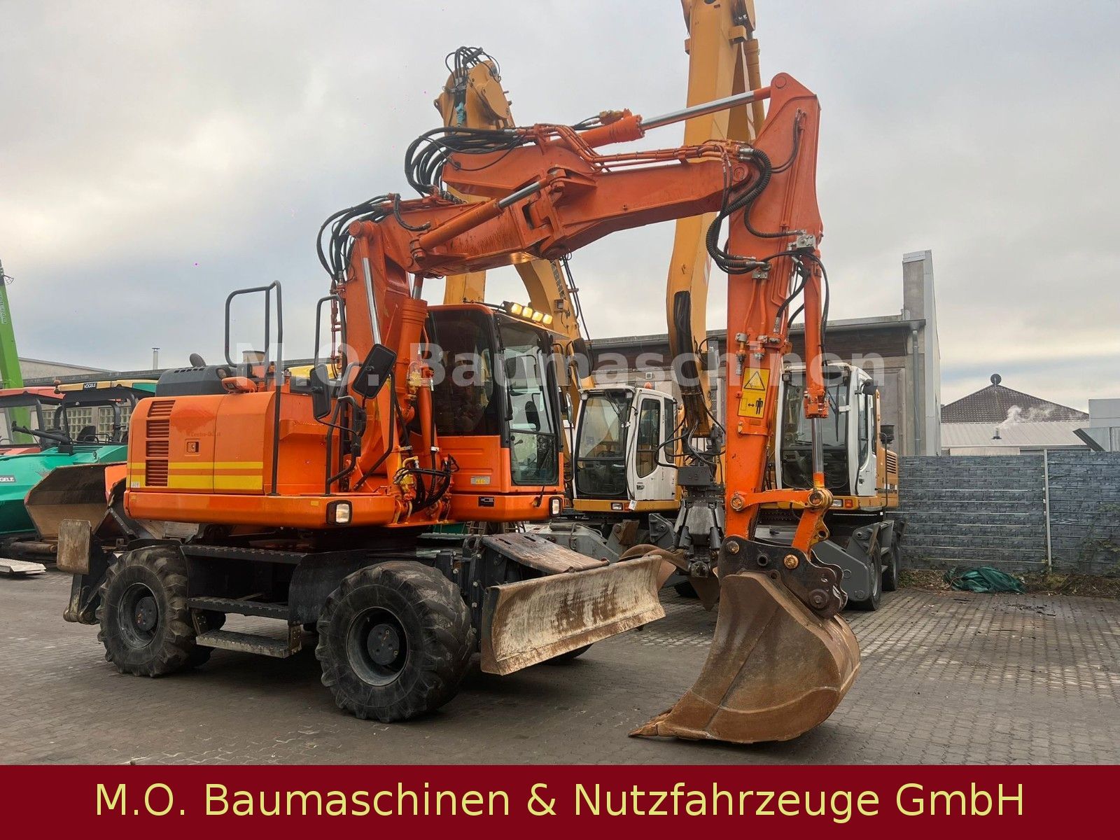 Fahrzeugabbildung Komatsu PW 148-8 / AC / SW / Hammerleitung / VSA /ZSA/