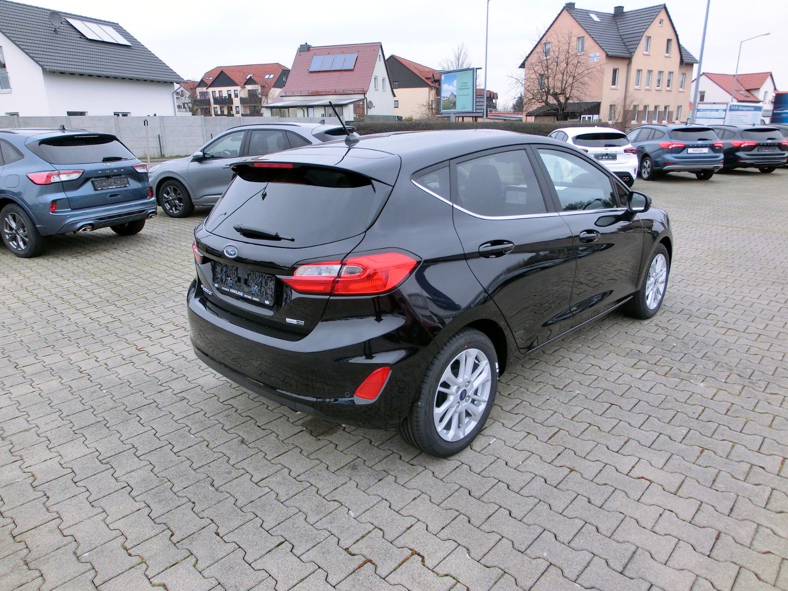 Fahrzeugabbildung Ford Fiesta Titanium *LED*Winterpaket*Parkpilot*