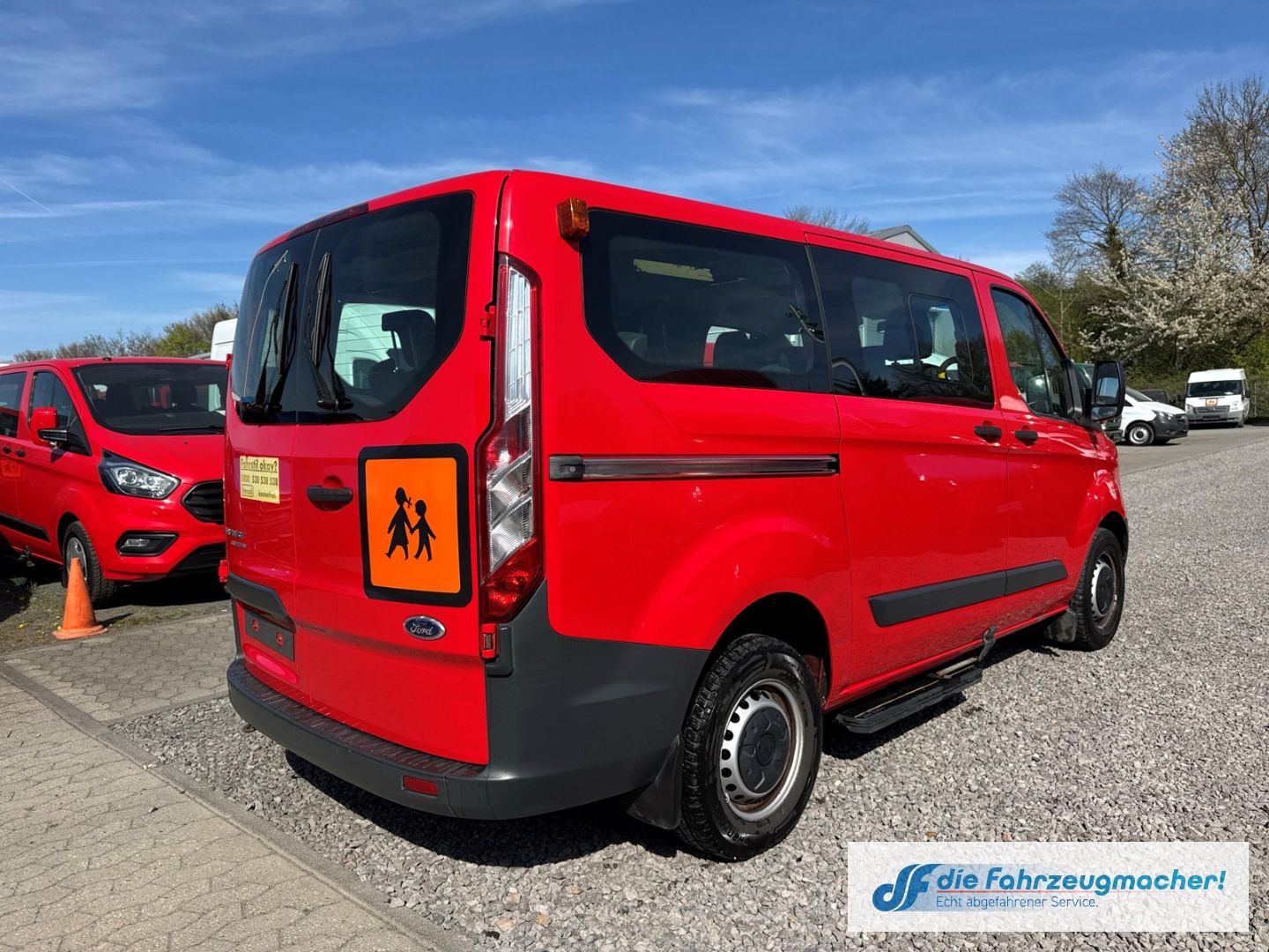 Fahrzeugabbildung Ford Transit Custom Kombi 300 L1 2.2 TDCi *8365