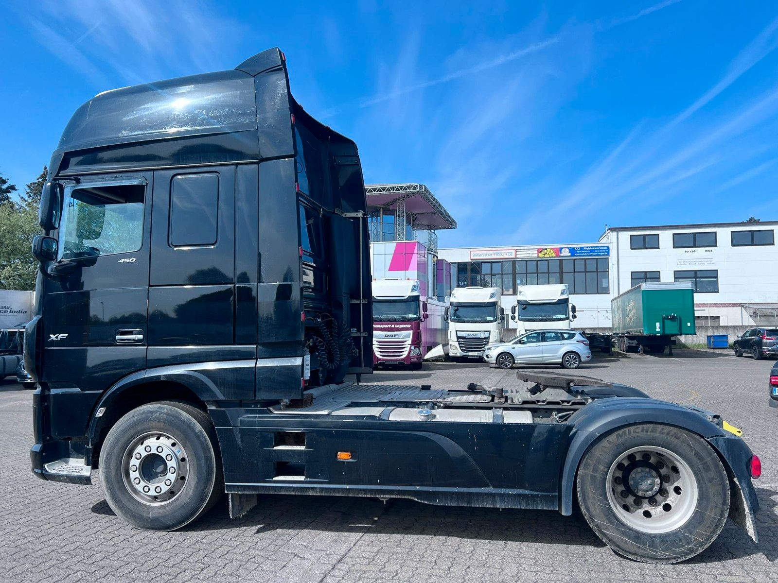 Fahrzeugabbildung DAF 2 Stück XF 450 FT, SSC, Hydr.