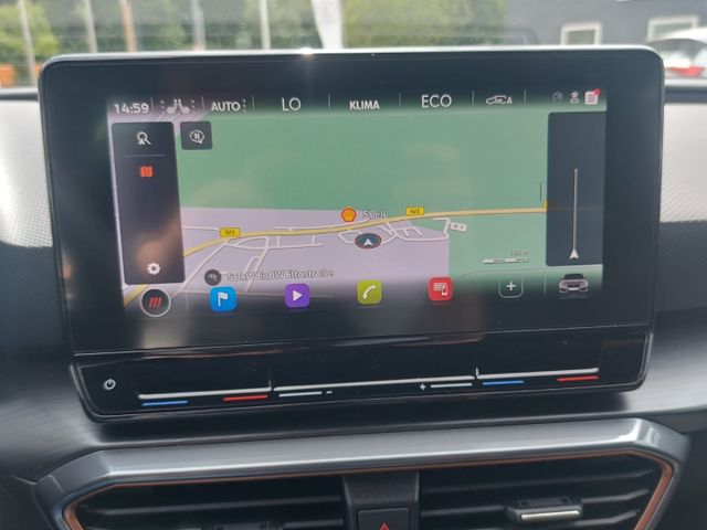 Leon *Sportstourer VZ/e-Hybrid /AHK-klappbar/LED