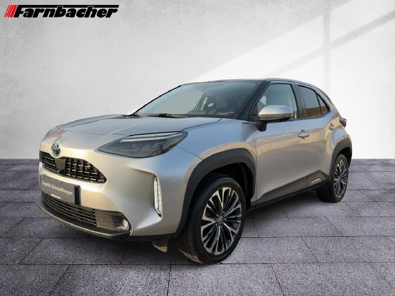 Fahrzeugabbildung Toyota Yaris Cross 1,5 Hybrid Elegant*NAVI *PDC *Pano*