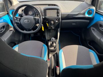 Toyota Aygo (X) - 11