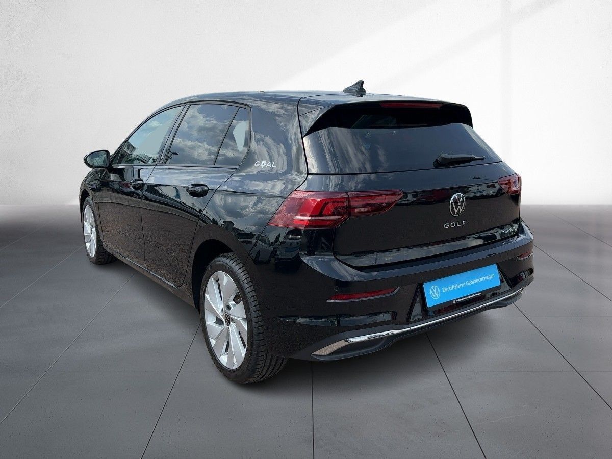 Volkswagen Golf - Bild 3