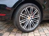 Porsche Macan Turbo Turbo - Porsche Gebrauchtwagen in Hannover