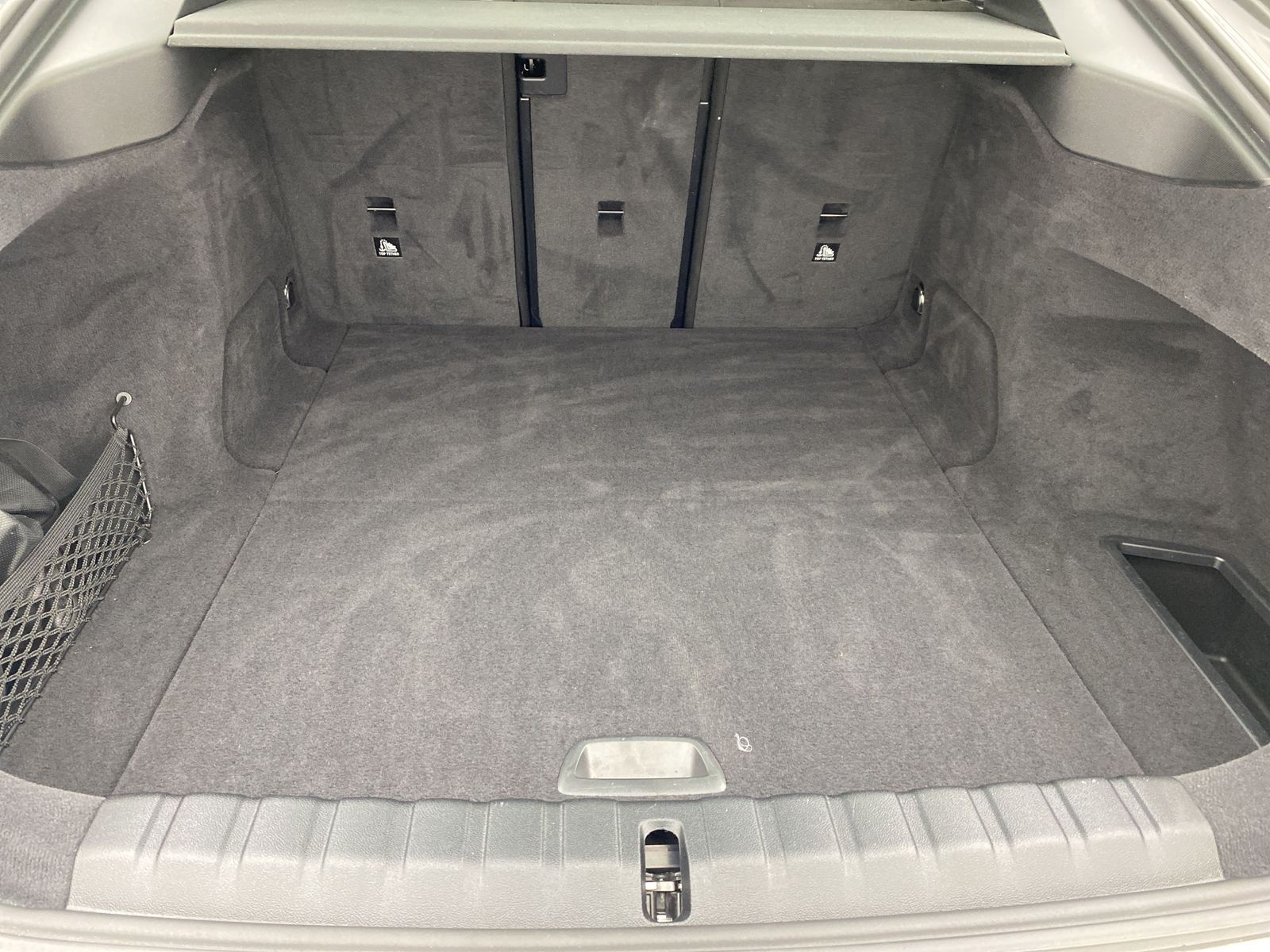 BMW i4 - Bild 15