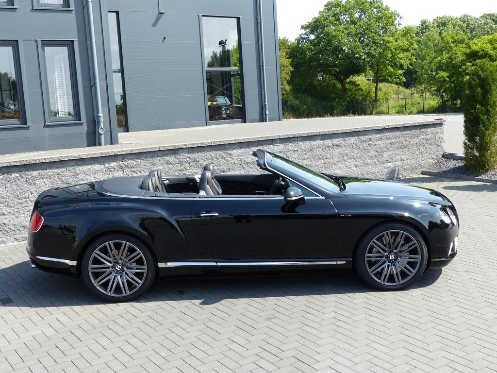 Bentley Continental GTC