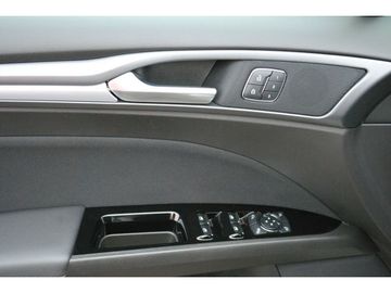 Fahrzeugabbildung Ford Mondeo 2,0L Business Edition+LED+KAMERA+KEYFREE+