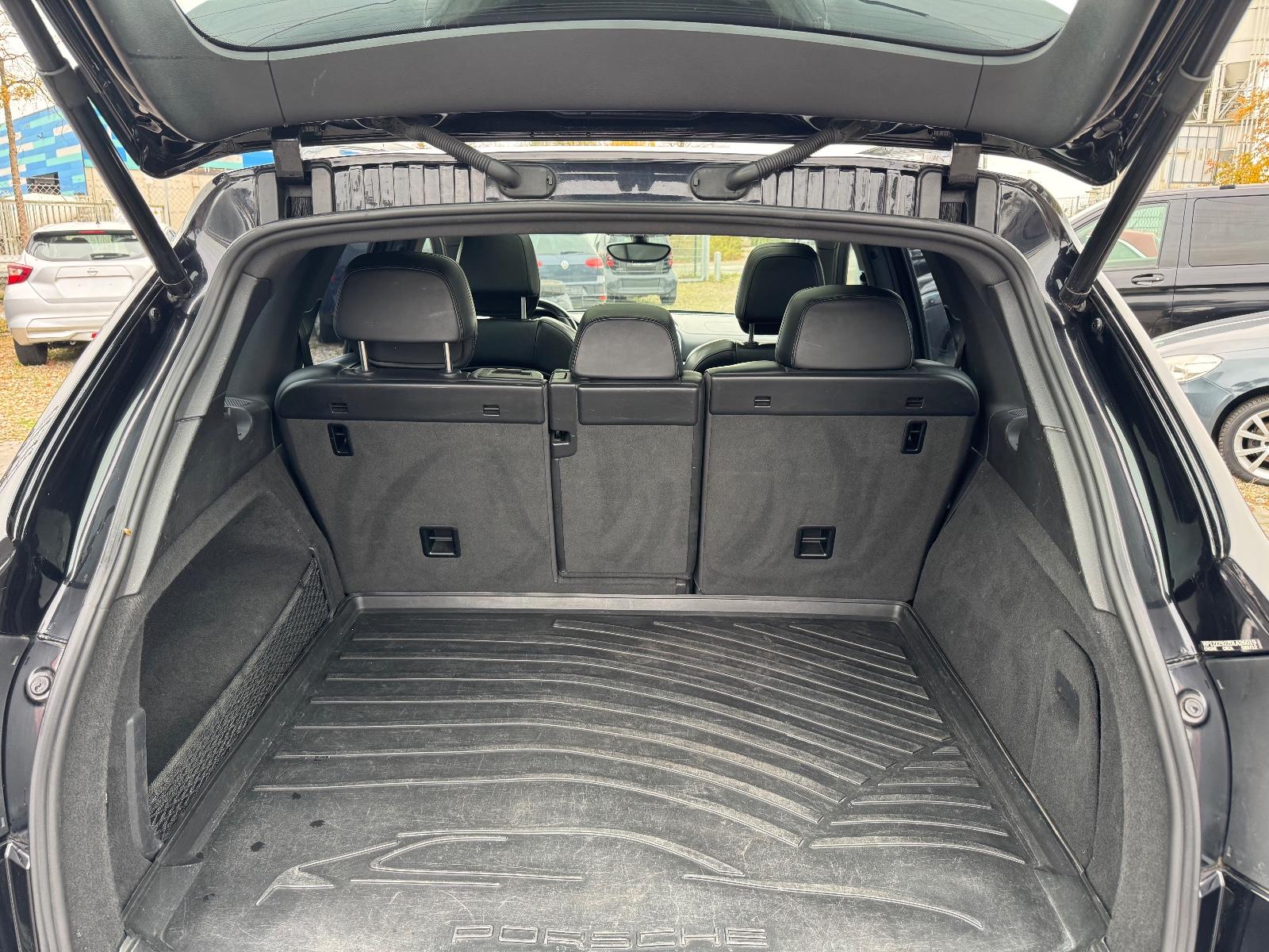 PORSCHE CAYENNE 3.0 V6 245ch 4X4 BVA - HAYON ÉLECTRIQUE - PACK SPORT - TOIT PANORAMIQUE