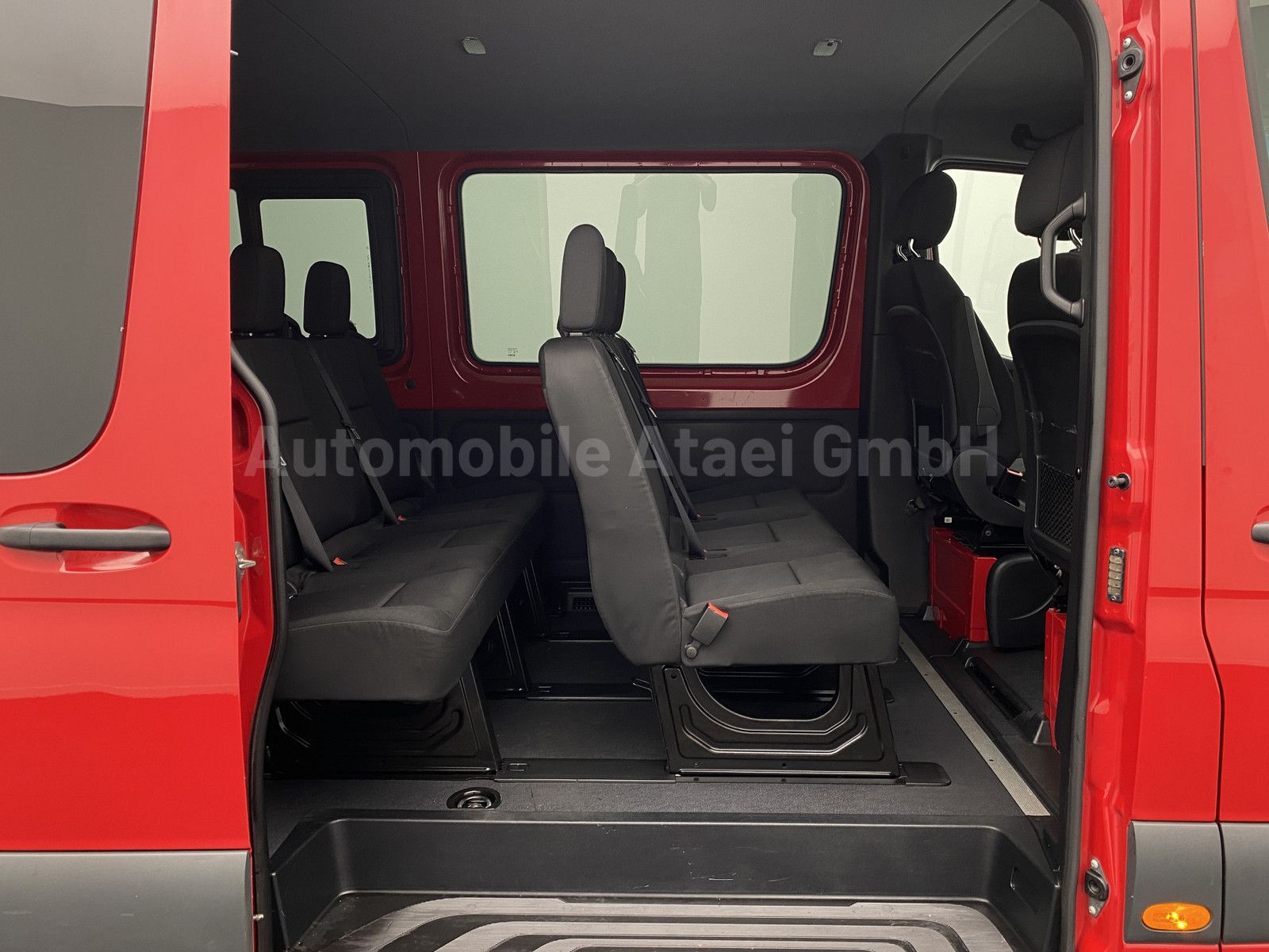 Fahrzeugabbildung Mercedes-Benz Sprinter 214 Tourer Aut. *Rollstuhl-Rampe* (1044