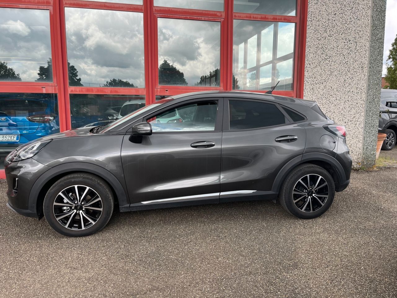 Ford Puma 1.0 EcoBoost Hybrid 125 CV S&S Titaniu imagem 3