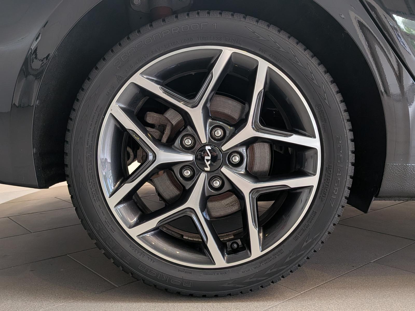 Kia cee'd Sportswagon 1.5 DCT Spirit JBL LED Cam ACC