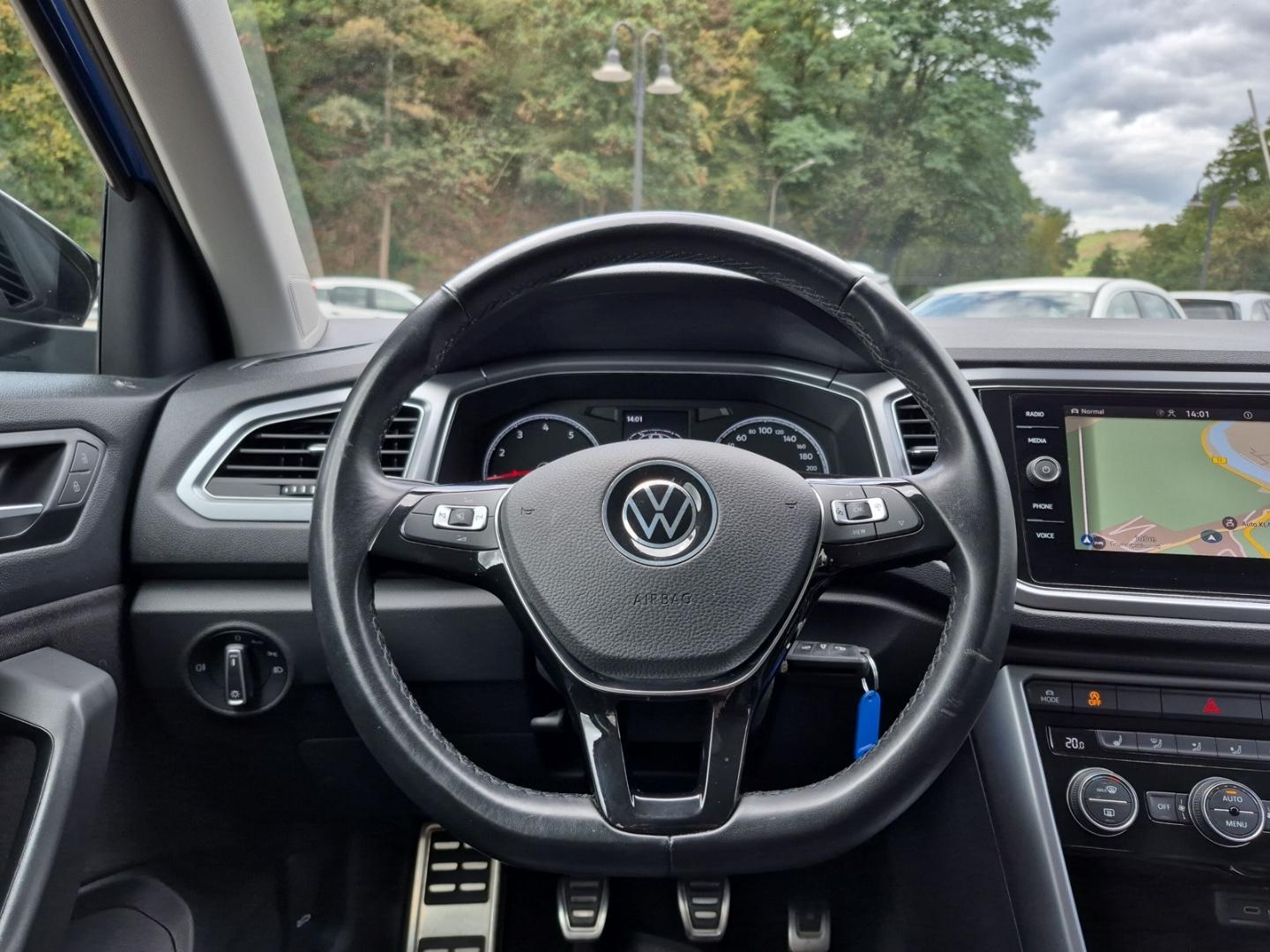 Volkswagen T-Roc Active Navi PDC CarPlay LM Sitzheizung, миниатюра 9