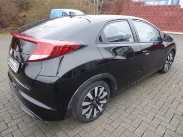 Honda Civic 1,8 i-VTEC Sport Kamera Winterpaket
