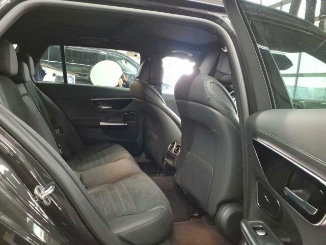Fahrzeugabbildung Mercedes-Benz C 300e T AMG+Pano+Distr+AHK+Digital+Night+RFK