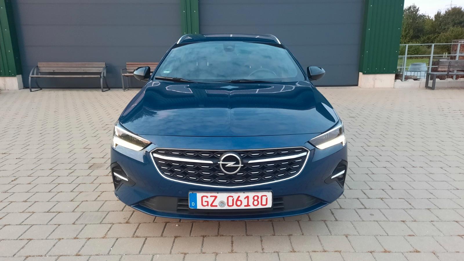 Opel Insignia B Sports Tourer 1.Hd Alcantara Led