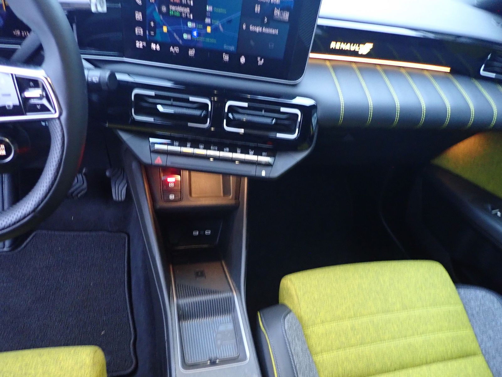 Fahrzeugabbildung Renault R 5 E-Tech Electric 150 Comfort Range Iconic Fiv