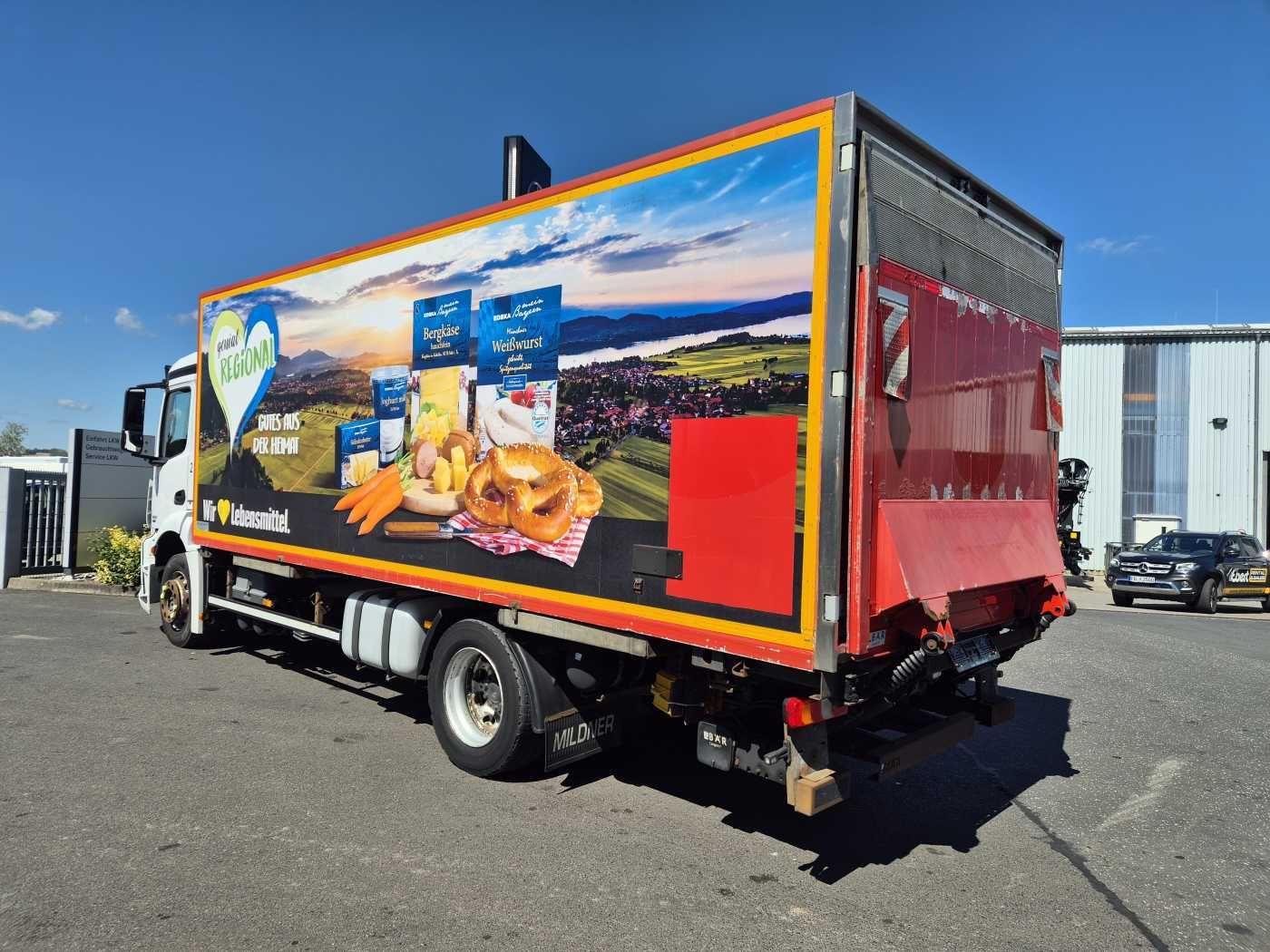 Fahrzeugabbildung Mercedes-Benz Antos 1830 LL 4x2 Ladebordwand Carrier Supra 750