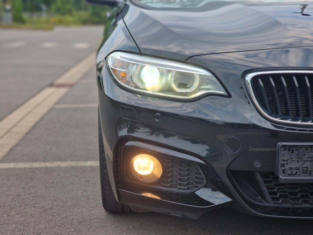 BMW 220