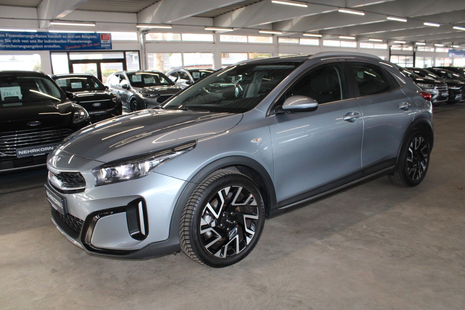 Fahrzeugabbildung Kia XCeed Vision Bi-LED NAVI SHZ LHZ Kamera ACC uvm.