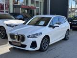 BMW 218d Active Tourer Aut. M-Sportpaket, Sitzhei... - mit Diesel-Antrieb: Weiß, Limousine, Sportpaket