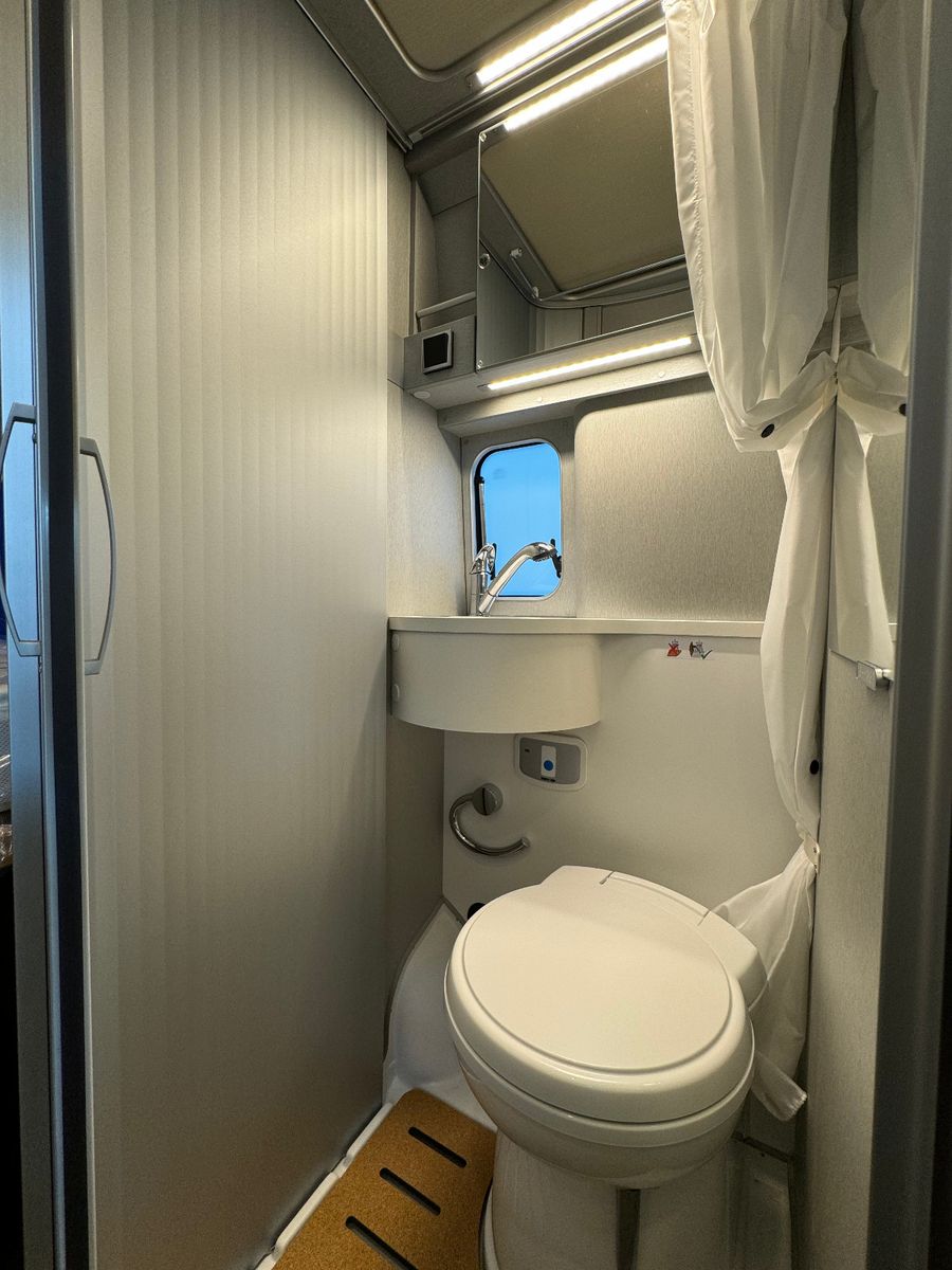 Fahrzeugabbildung HYMER / ERIBA / HYMERCAR Free 540 - MEGA DEAL !