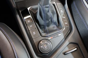 Volkswagen Tiguan R 2.0 TSI 4M AID+MATRIX+LED+CARPLAY+21"