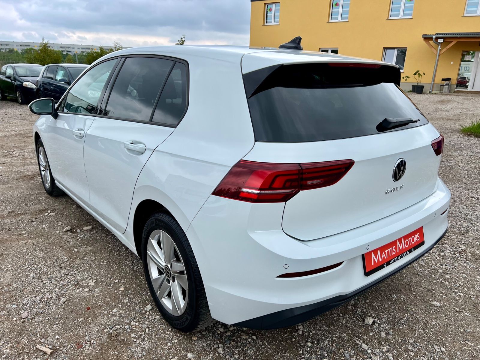 VW Golf 1.5 TSI Life LED SHZ CARPLAY PDC GJR ALU