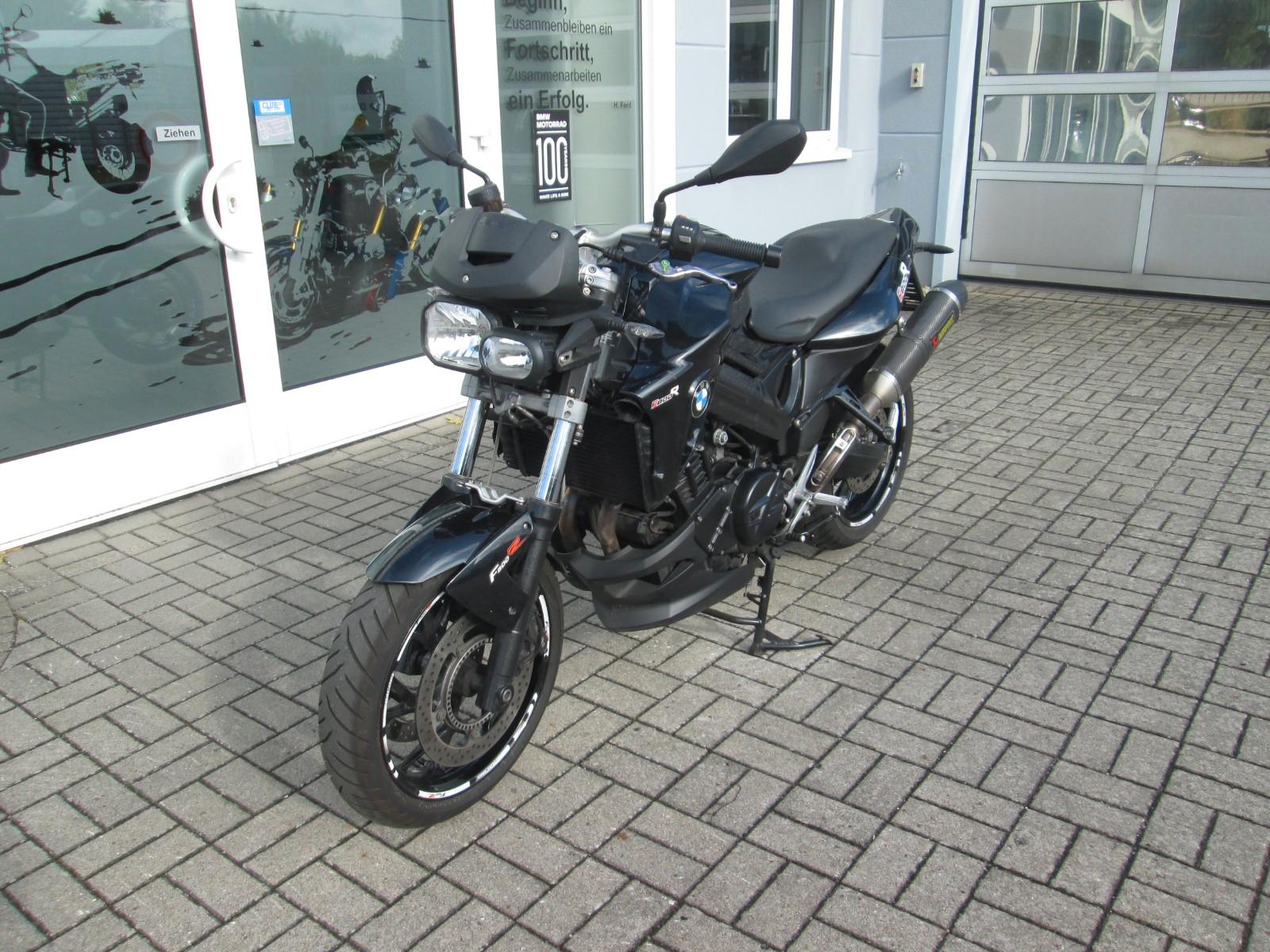 BMW F 800 R / ABS / Akrapovic / kurzes Heck
