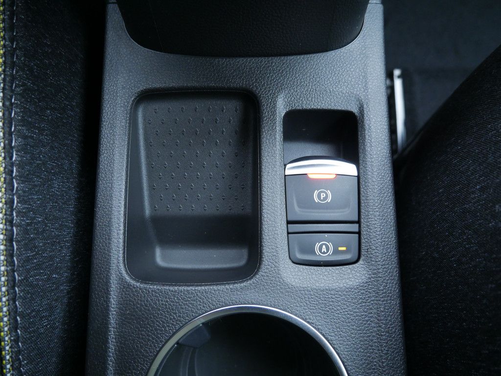 Fahrzeugabbildung Renault Captur Techno TCe 90