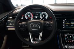 AUDI Q8 50 TDI S line | Pano | HuD | Carbon | B&O AUDI Q8 50 TDI S line | Pano | HuD | Carbon | B&O