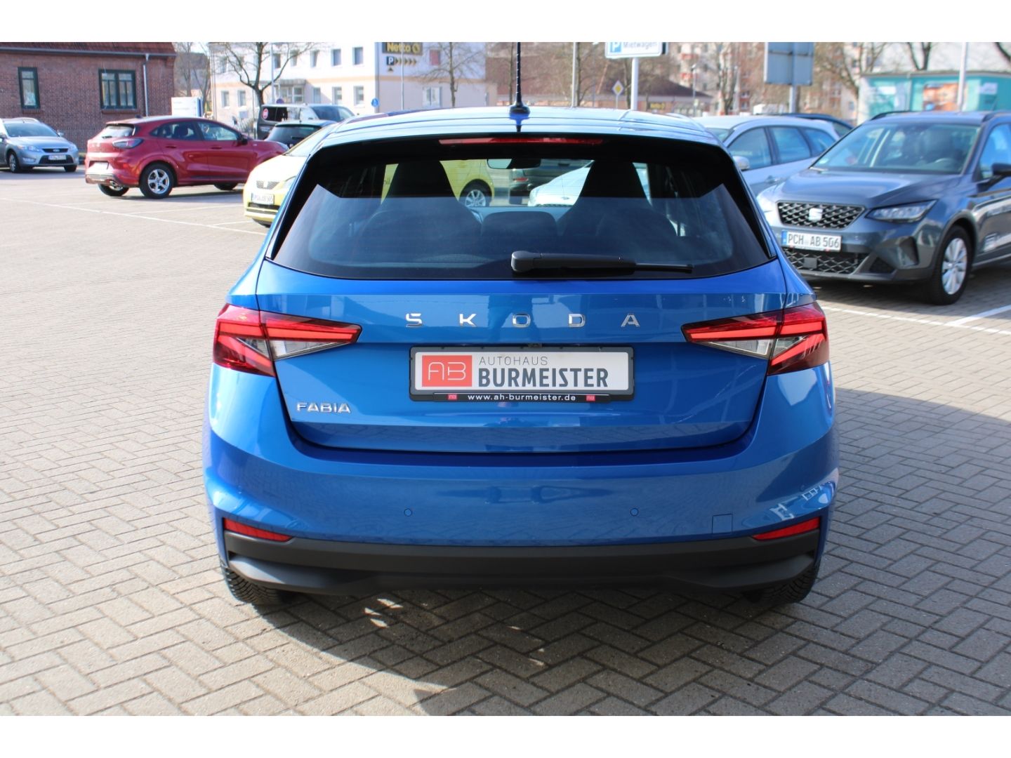 Fahrzeugabbildung SKODA Fabia Selection Drive Plus 1,0 TSI LED Full Link