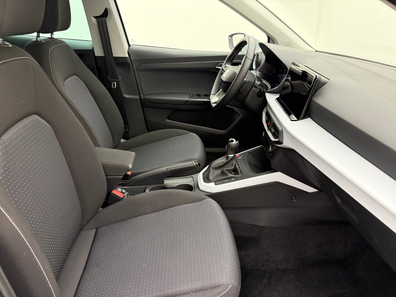 Seat Arona 1.0 TSI Style KlimaKomfort InfoSicherheit imagem 3