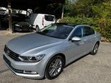 Volkswagen Passat Lim. TSI s.gt.Zust. orig. km Pano LED ACC - Volkswagen Passat: Schiebedach