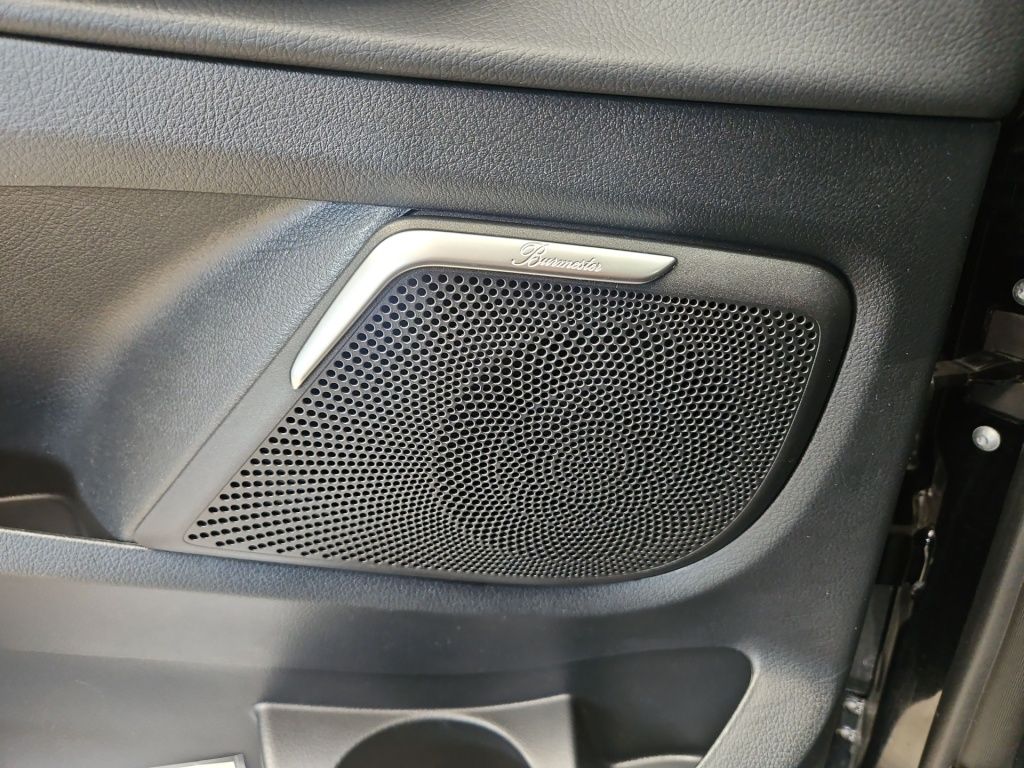 Fahrzeugabbildung Mercedes-Benz V 300 EXCLUSIVE lang 4x4 6x SHZ+Belüftg. 2,5tAHK