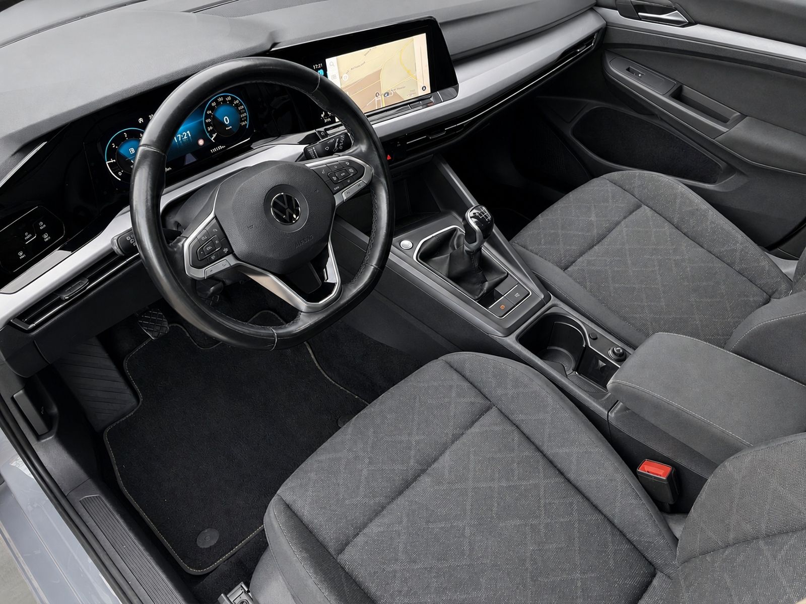 Golf VIII Variant 2.0 TDI *NAVI*LED*