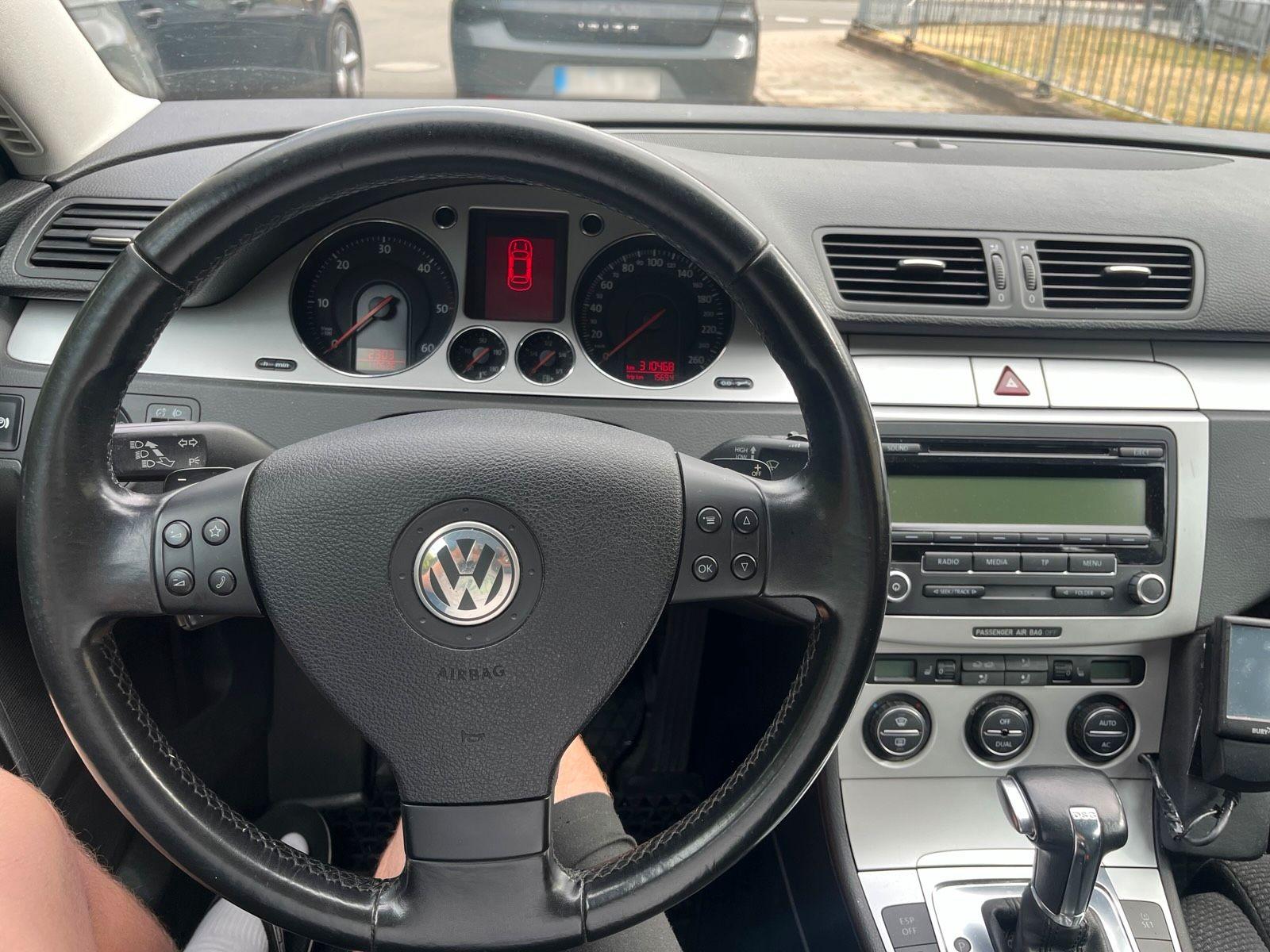 Volkswagen Passat 2009 — photo 12