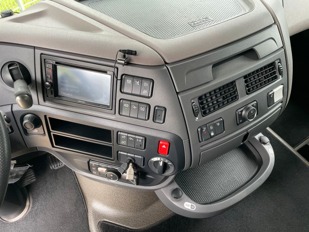 Fahrzeugabbildung DAF FT XF 530 SSC LD