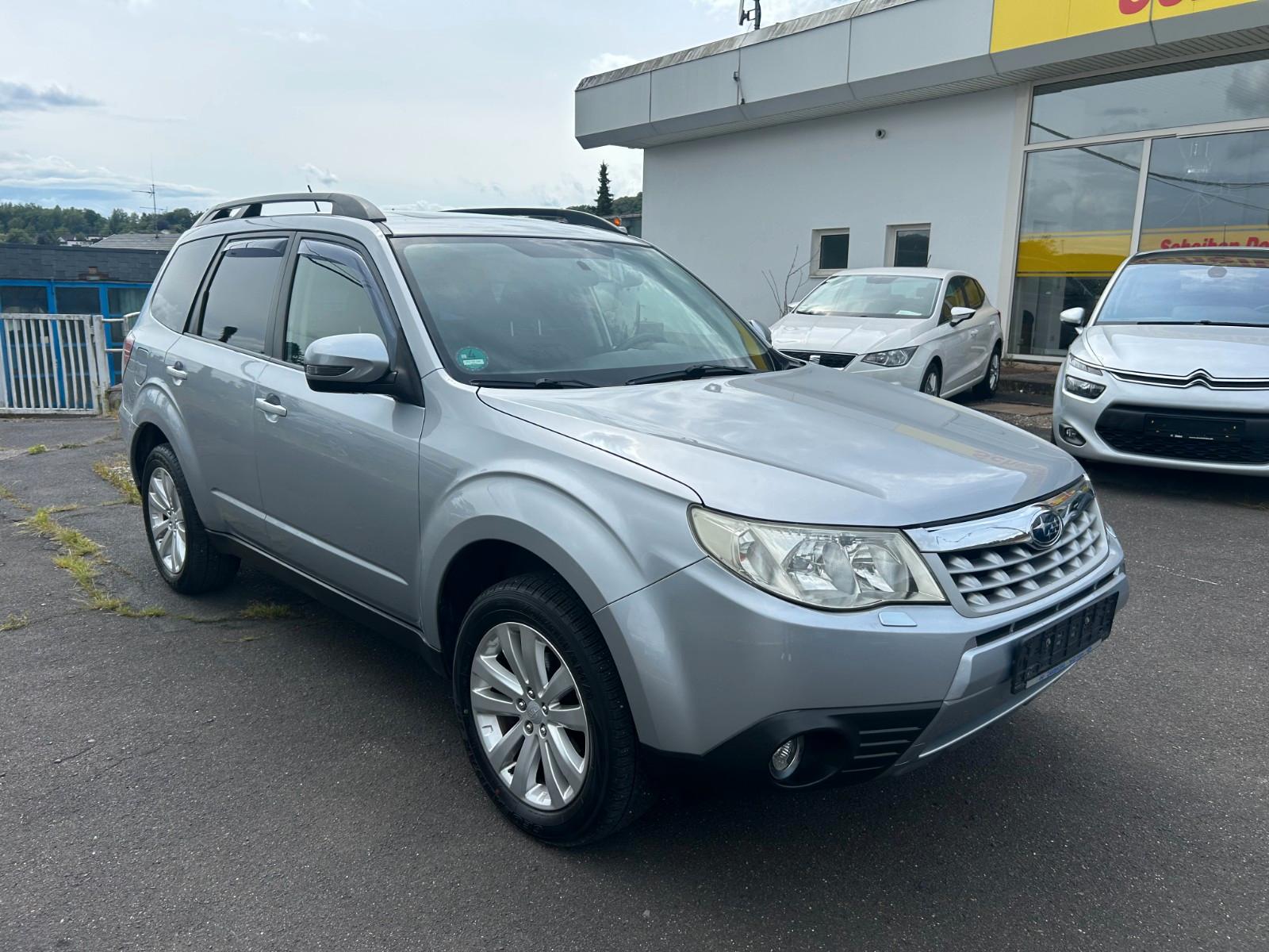 Subaru Forester Comfort / Klima / Xenon / Pano-Dach/4x4