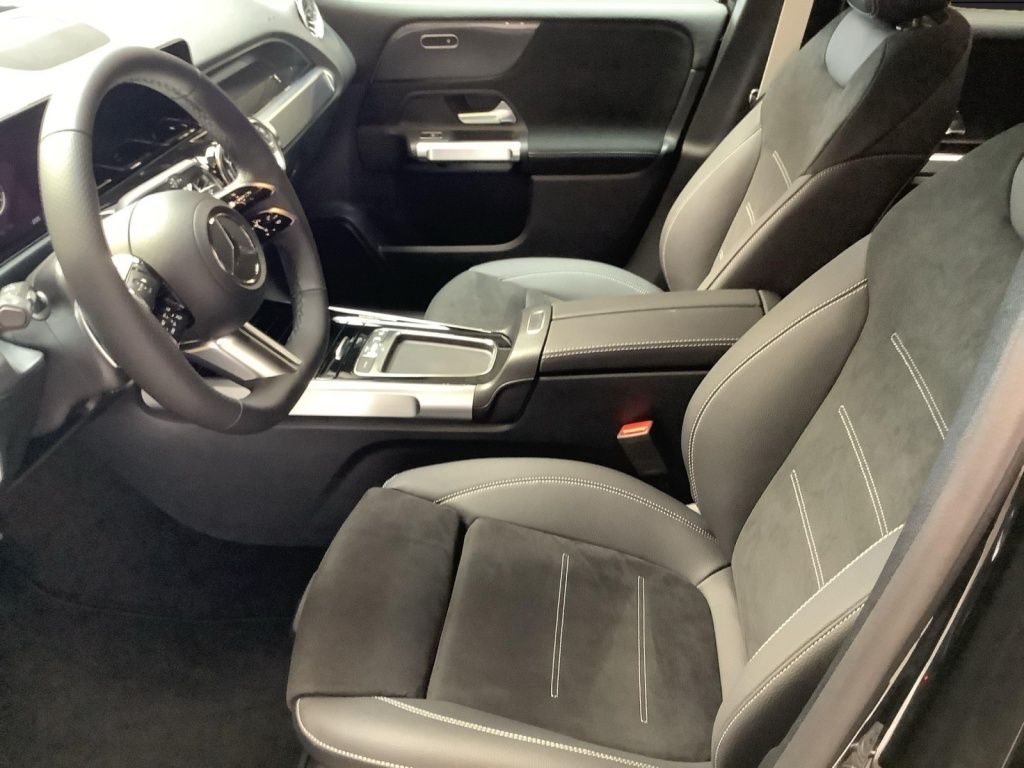 Mercedes-Benz GLB 200 d 4MATIC AMG+NIGHT+19''+KEYLESS+MULTIEBA foto 8