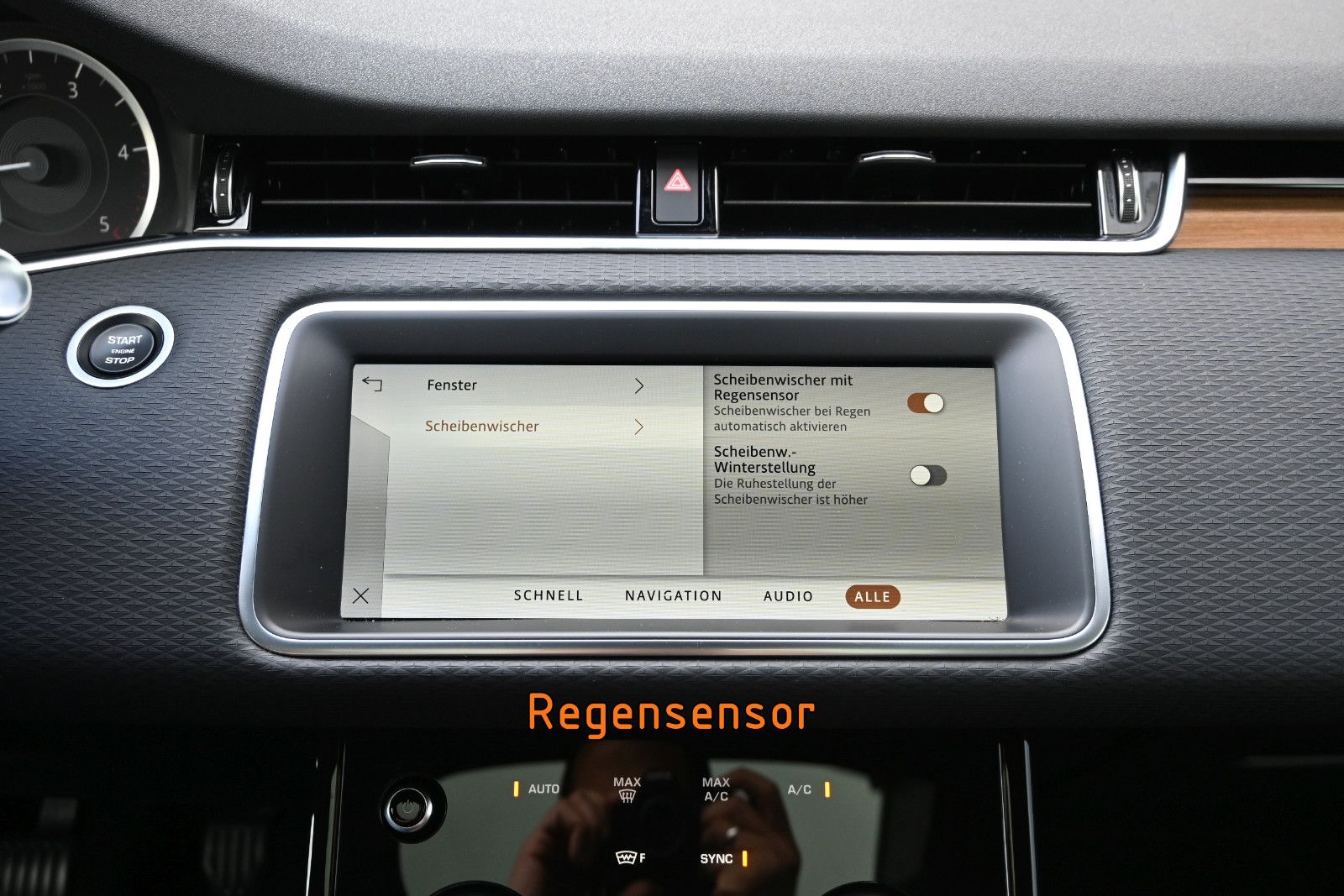 Fahrzeugabbildung Land Rover Range Rover Evoque D165 Nolita Edition °AHK°STHZ