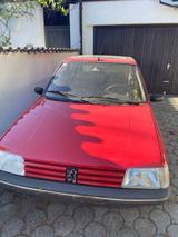 Peugeot 205 GR  Oldtimer - Peugeot 205: Limousine